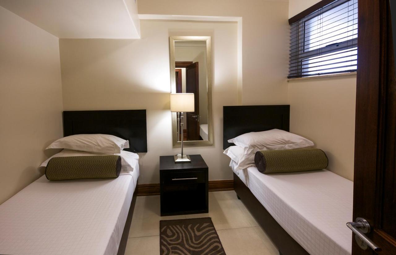 Belaire Suites Hotel Durban Bagian luar foto